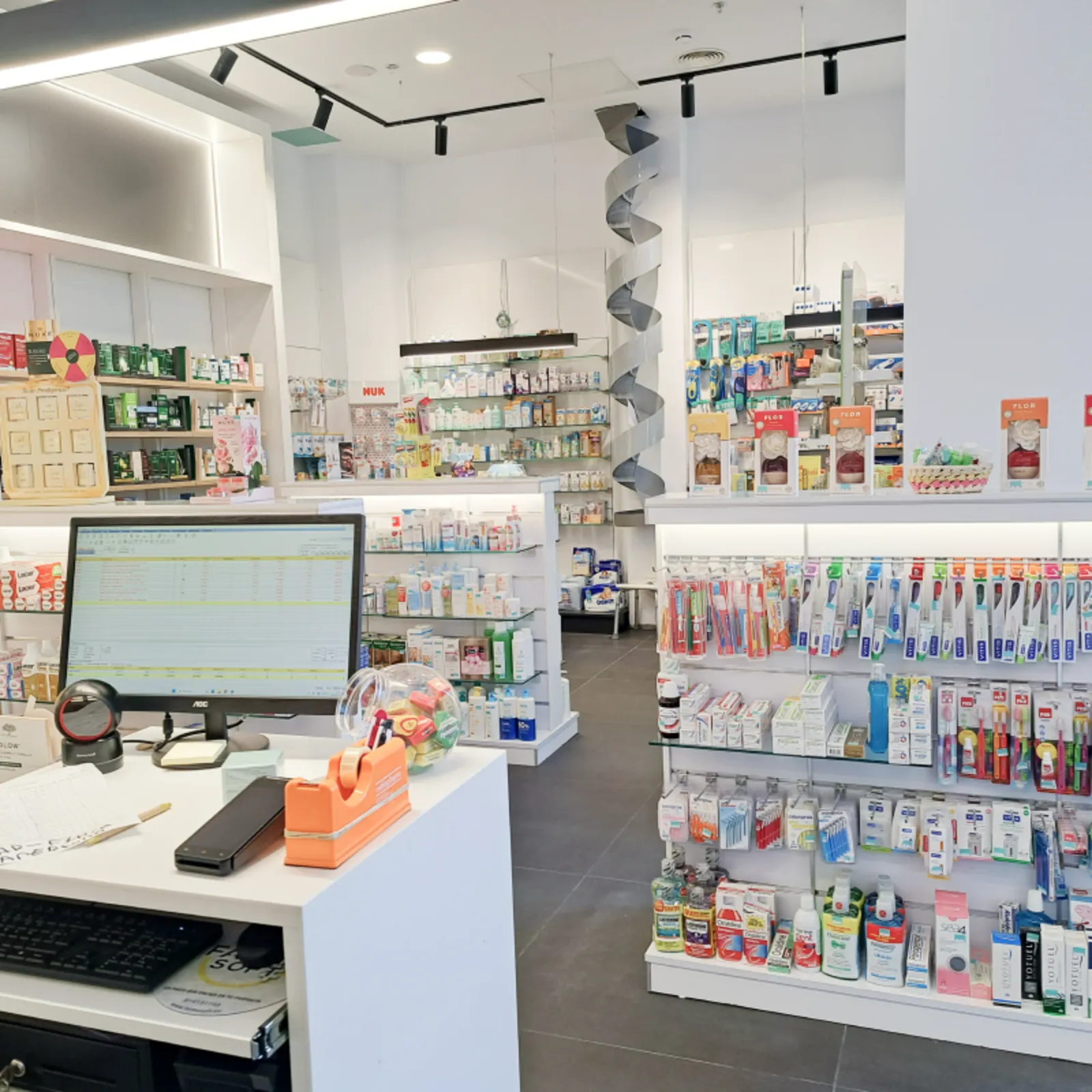 farmacia-lafinca_hero